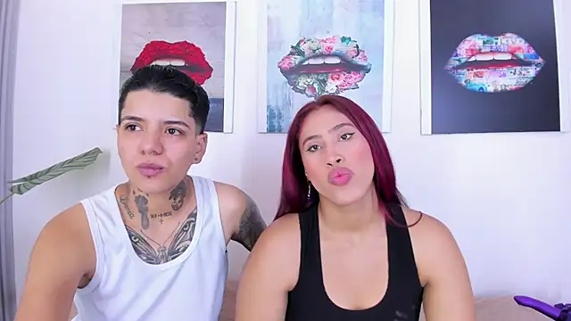 Snapshot of Girls_inlove chatting on September 24, 11:35 am Girls inlove online show from September 24, 11:35 am