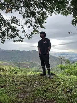 sky-wolves online show from October 12, 9:36 pm