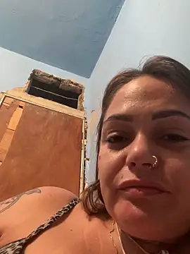 Snapshot of priscila_luv chatting on November 13, 3:38 am priscila luv online show from November 13, 3:38 am