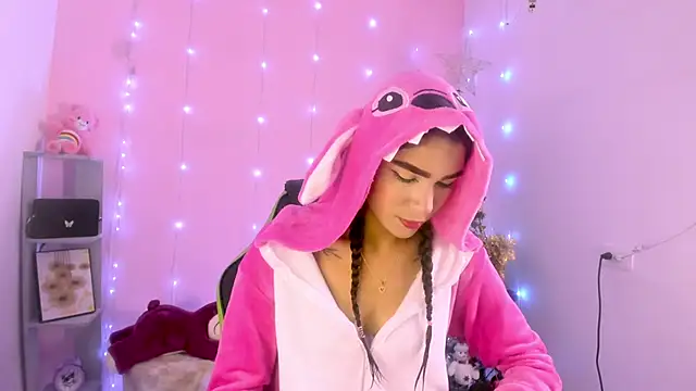 ashlysmith 01 online show from November 12, 1:28 am