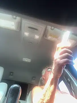 Snapshot of Nataku10 chatting on December 17, 8:26 pm Nataku10 online show from December 17, 8:26 pm