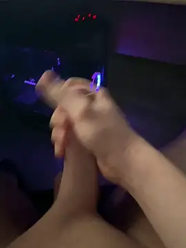 jstntz online show from March 17, 12:04 am