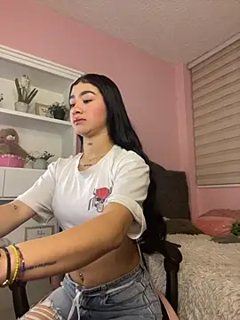 camila1 torres  online show from November 24, 11:26 pm