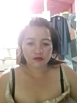 Snapshot of asian_seductive2 chatting on October 17, 11:35 am asian seductive2 online show from October 17, 11:35 am