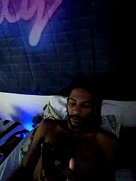 Mikaaa97 online show from January 12, 7:35 am