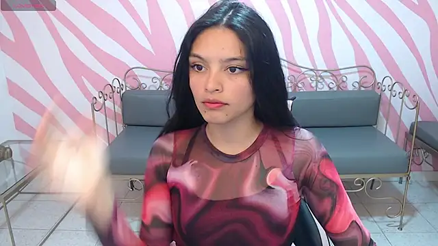 Snapshot of maddie__cute chatting on October 15, 7:58 pm maddie cute online show from October 15, 7:58 pm