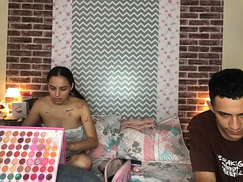 Snapshot of KaMila_M00N chatting on September 24, 3:15 pm KaMila M00N online show from September 24, 3:15 pm
