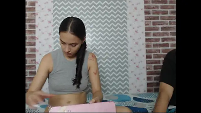 Snapshot of KaMila_M00N chatting on October 22, 3:12 pm KaMila M00N online show from October 22, 3:12 pm