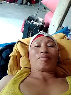 donna-bae online show from April 6, 5:30 am