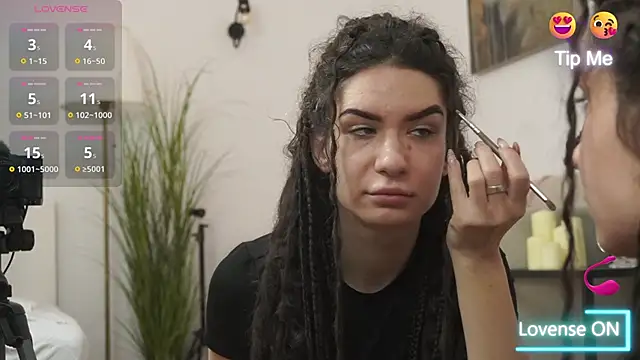 Snapshot of adisson_fox chatting on November 16, 7:25 am adisson fox online show from November 16, 7:25 am