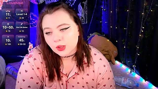 Snapshot of Marshmallowbeauty chatting on October 11, 9:13 pm Marshmallowbeauty online show from October 11, 9:13 pm