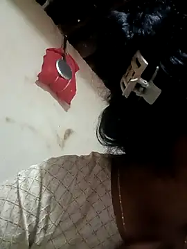 Hot Shredha online show from October 27, 3:32 am