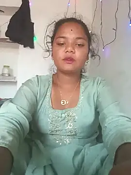 Hot Shredha online show from October 30, 4:25 am