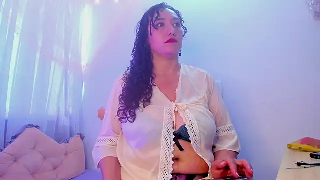 sharlot montalvo  online show from November 6, 3:02 pm