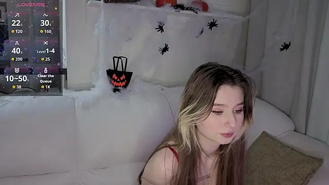  Lua   online show from October 31, 1:56 pm