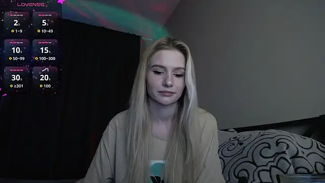 Snapshot of Ange_Lus chatting on September 21, 2:02 am Ange Lus online show from September 21, 2:02 am