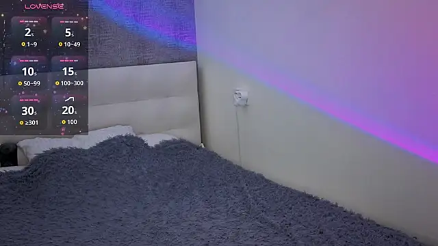 Snapshot of Ange_Lus chatting on November 9, 11:47 pm Ange Lus online show from November 9, 11:47 pm