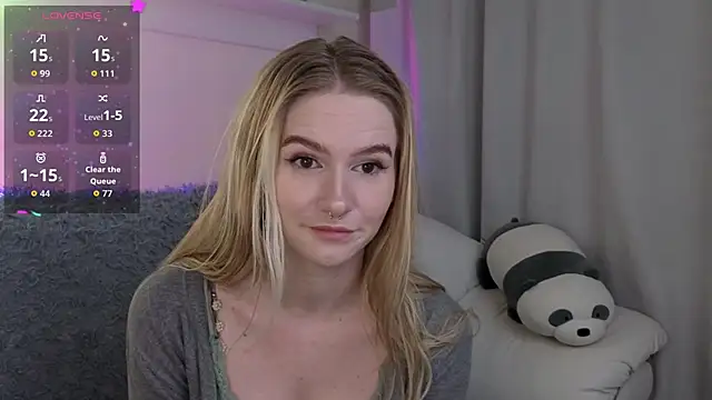 Snapshot of Ange_Lus chatting on November 18, 4:22 pm Ange Lus online show from November 18, 4:22 pm