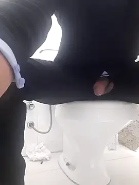 Snapshot of oi_novin2 chatting on October 25, 12:56 pm oi novin2 online show from October 25, 12:56 pm