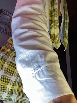 Nymphel1Moth online show from September 20, 11:06 pm