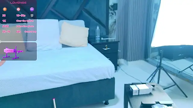 SabrinnaTaylor online show from February 9, 8:02 pm