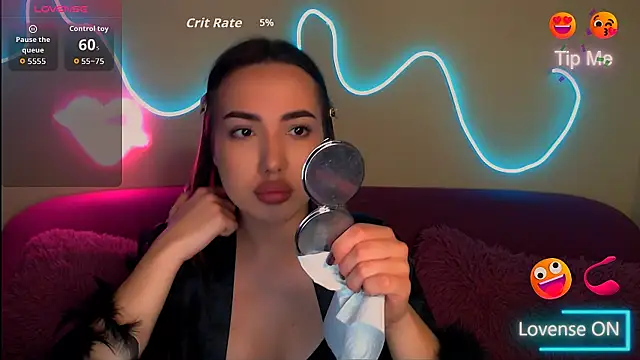 Snapshot of Mia_cutie77 chatting on November 19, 10:48 am Mia cutie77 online show from November 19, 10:48 am