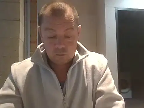 Snapshot of hugoboys4576 chatting on September 16, 4:52 pm hugoboys4576 online show from September 16, 4:52 pm