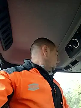 Snapshot of hugoboys4576 chatting on October 7, 6:54 am hugoboys4576 online show from October 7, 6:54 am