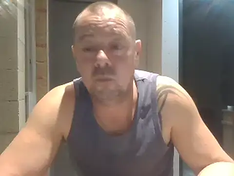 Snapshot of hugoboys4576 chatting on October 20, 4:40 pm hugoboys4576 online show from October 20, 4:40 pm