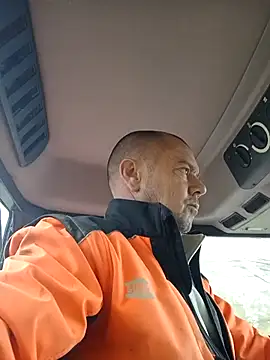 Snapshot of hugoboys4576 chatting on November 6, 1:12 pm hugoboys4576 online show from November 6, 1:12 pm