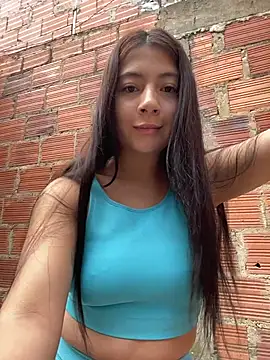 Snapshot of Karlee_Grey1 chatting on October 28, 8:44 pm Karlee Grey1 online show from October 28, 8:44 pm