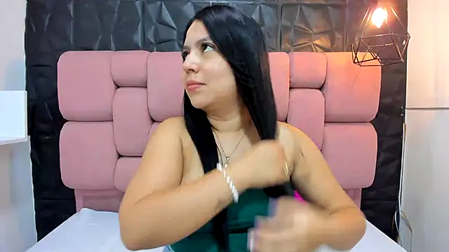 TessaCollinns online show from September 26, 2:21 pm