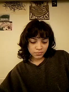 Snapshot of _curiouskitten_ chatting on September 28, 4:18 am  curiouskitten  online show from September 28, 4:18 am