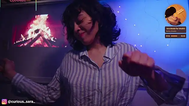 Snapshot of _curiouskitten_ chatting on October 5, 4:11 am  curiouskitten  online show from October 5, 4:11 am