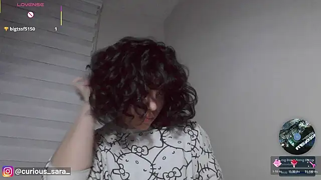 Snapshot of _curiouskitten_ chatting on December 4, 2:21 am curiouskitten online show from December 4, 2:21 am