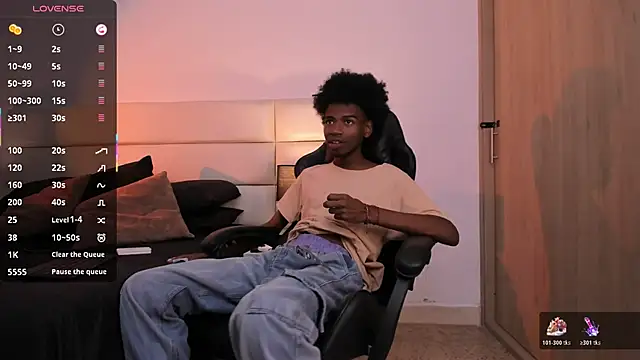 AllexJacob online show from November 6, 12:50 pm