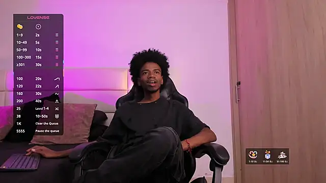 AllexJacob online show from November 12, 1:22 pm