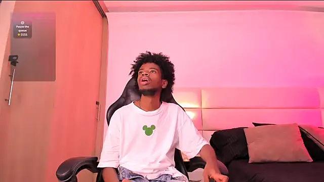 AllexJacob online show from November 29, 1:14 pm