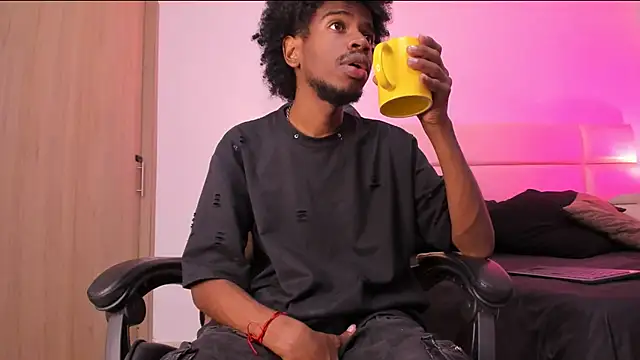 AllexJacob online show from December 2, 11:48 am