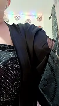 Snapshot of curvybabe88 chatting on November 29, 9:07 pm curvybabe88 online show from November 29, 9:07 pm