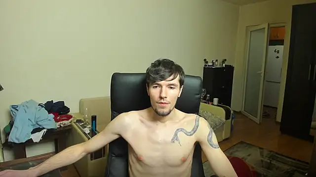 Snapshot of dirty_justin chatting on November 25, 3:45 pm dirty justin online show from November 25, 3:45 pm