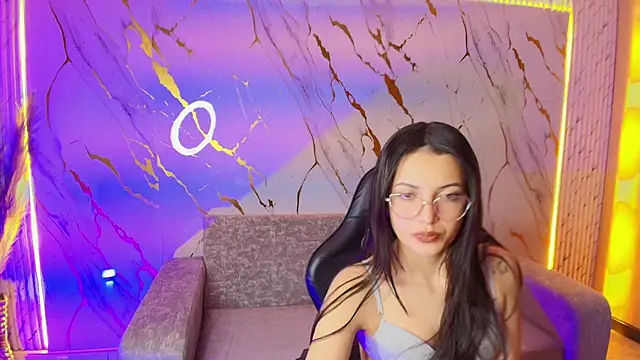 Snapshot of sophiadoll_tf chatting on September 28, 1:27 pm sophiadoll tf online show from September 28, 1:27 pm