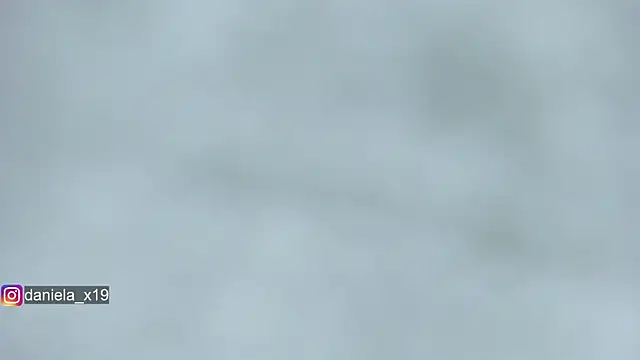 Snapshot of Daniela_x19 chatting on October 24, 12:41 am Daniela x19 online show from October 24, 12:41 am