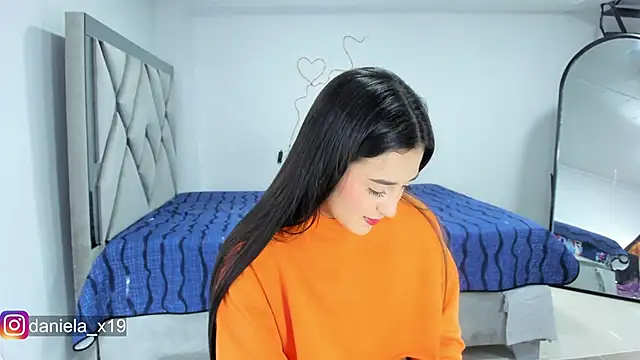 Daniela x19 online show from February 24, 12:41 am