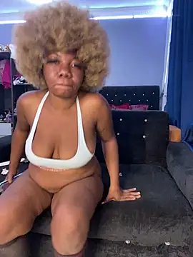 Snapshot of Daavikolovivi chatting on November 2, 9:00 am Daavikolovivi online show from November 2, 9:00 am