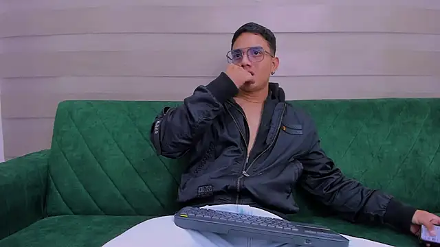 axel vega online show from September 20, 1:12 pm