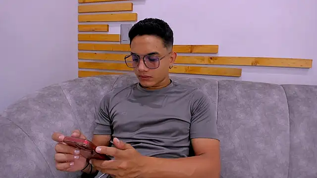 axel vega online show from September 26, 7:29 pm