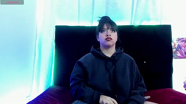 queen salomme online show from October 1, 11:38 am