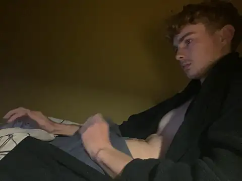 Randy9222 online show from October 3, 8:28 pm