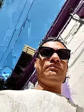 Snapshot of TAaghe3_099 chatting on December 15, 8:57 pm TAaghe3 099 online show from December 15, 8:57 pm